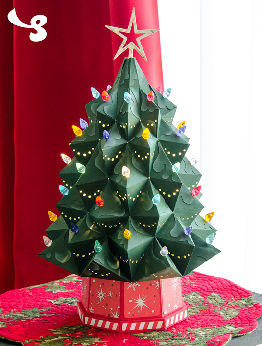 Heirloom Christmas Tree SVG Kit - Click Image to Close
